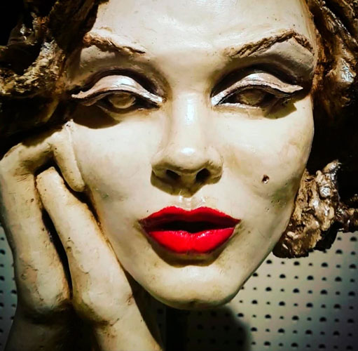Mi Marilyn. Escultura policromada.	